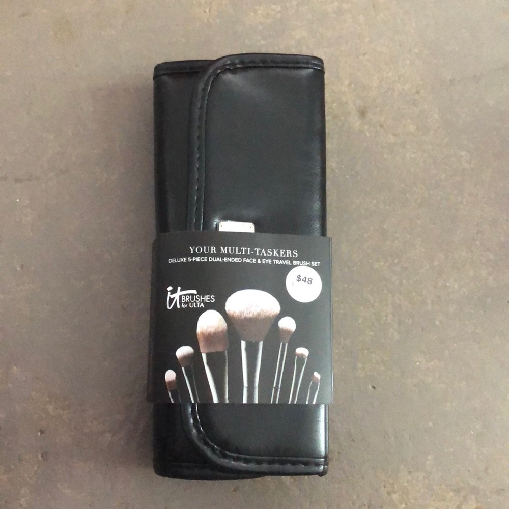 IT Brushes for Ulta brush set never used